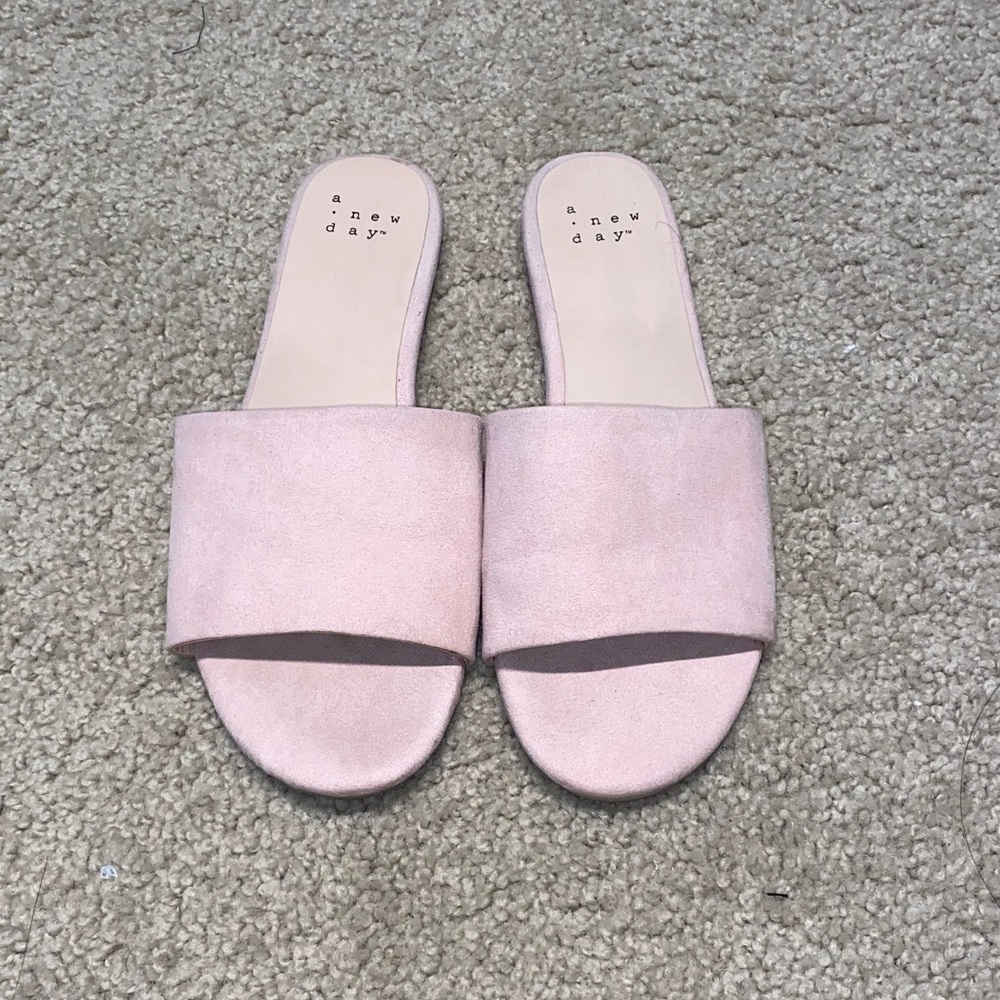 🍓 3/$10 A New Day Blush Faux Suede Slides